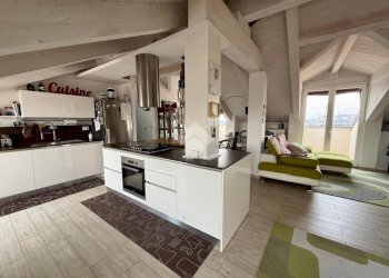 Quadrilocale Strada villastellone, Moncalieri - foto 1