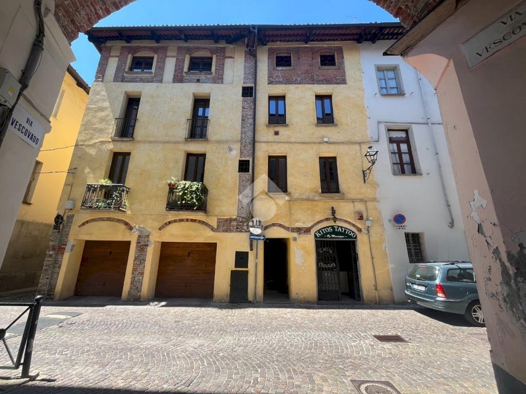 Negozio Via Silvio Pellico, Pinerolo - foto 1