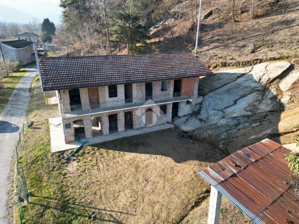 Independent house Via Vecchia della valle, Revello - photo 1