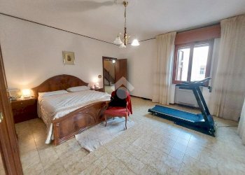 Terraced Villa Via Roma, Rolo - photo 18