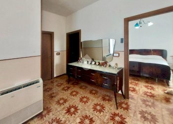 Terraced Villa Via Roma, Rolo - photo 23