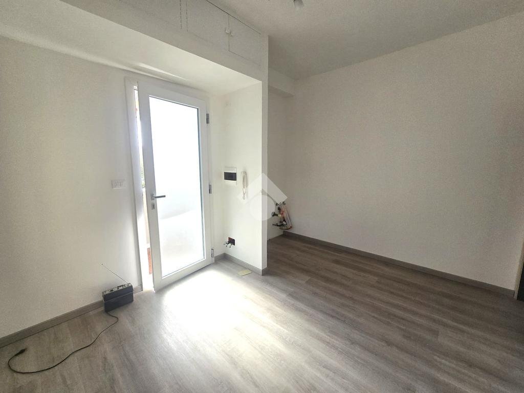 Two-room apartment Viale Porto Bardia, Rimini - photo 2