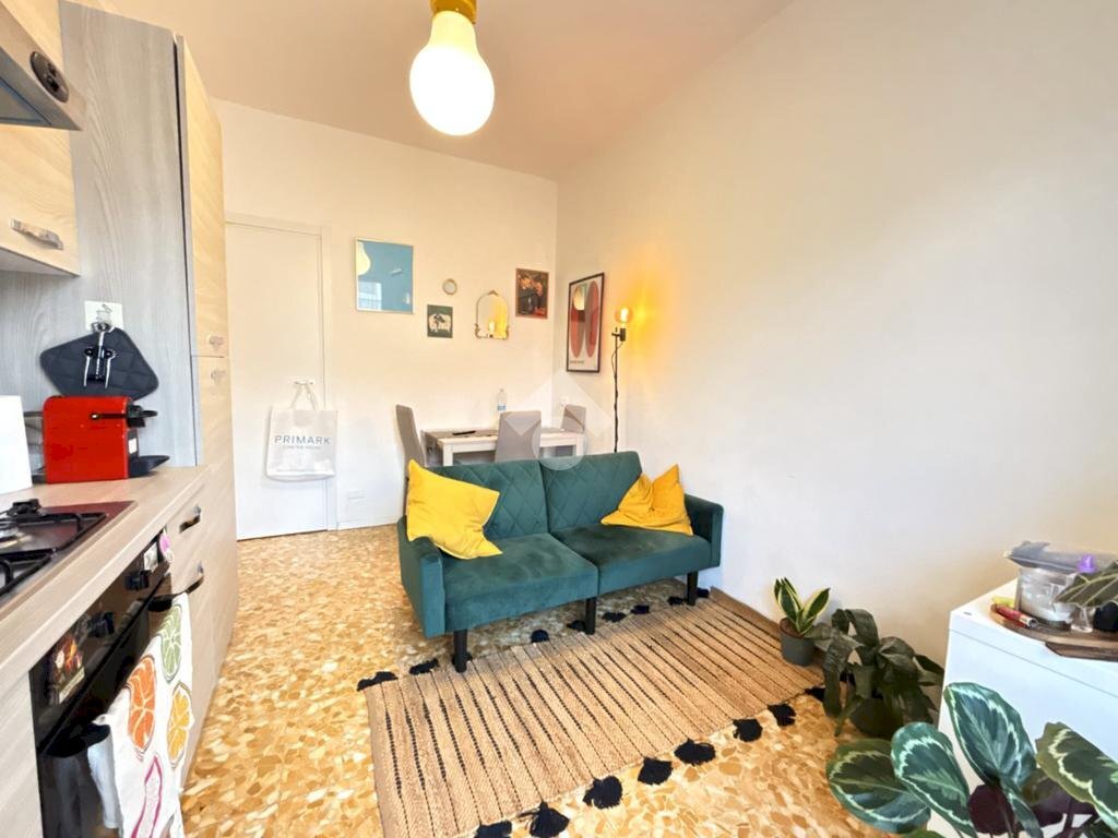 One-room apartment Via Angelo Inganni, Milano (neighborhood Lorenteggio) - photo 1