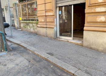 Locale Commerciale via g.b. D'Albertis, Genova (zona San Fruttuoso) - foto 2