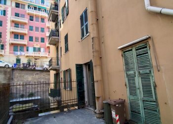 Locale Commerciale via g.b. D'Albertis, Genova (zona San Fruttuoso) - foto 8