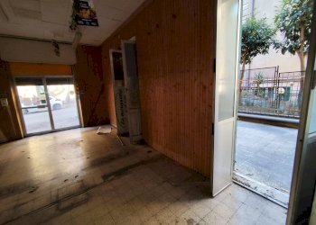 Locale Commerciale via g.b. D'Albertis, Genova (zona San Fruttuoso) - foto 17