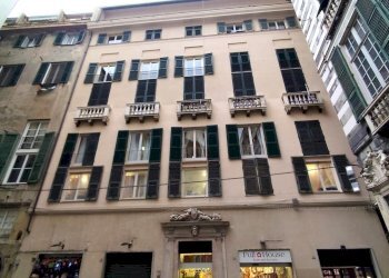 Monolocale piazzetta Jacopo da Varagine, Genova (zona Centro Storico) - foto 6