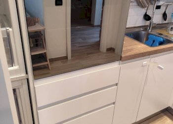 Monolocale piazzetta Jacopo da Varagine, Genova (zona Centro Storico) - foto 7