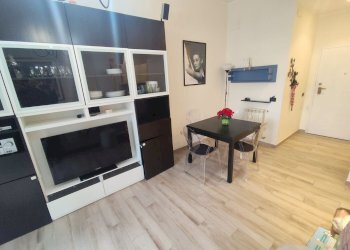 Monolocale piazzetta Jacopo da Varagine, Genova (zona Centro Storico) - foto 8