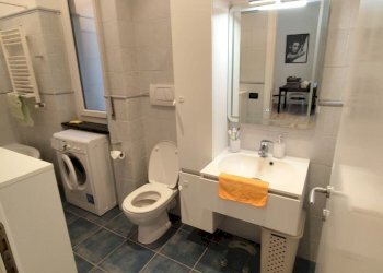 Monolocale piazzetta Jacopo da Varagine, Genova (zona Centro Storico) - foto 12