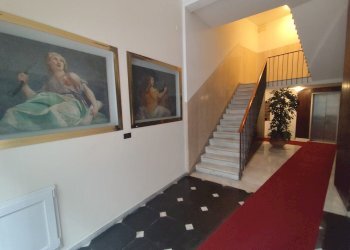 Monolocale piazzetta Jacopo da Varagine, Genova (zona Centro Storico) - foto 22