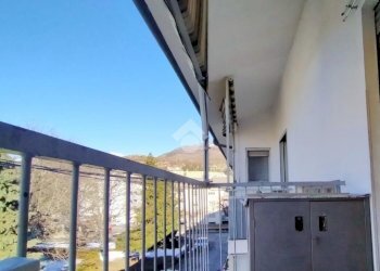 Quadrilocale Piazza Battaglione Cervino, Aosta - foto 4