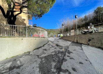 Quadrilocale Via Balestrazzi, Genova (zona Oregina) - foto 24
