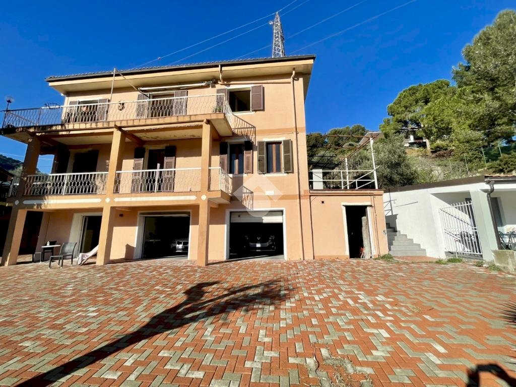 Casa semi indipendente Via argine destro, Imperia - foto 1