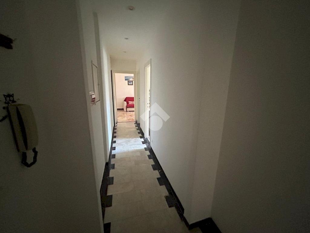 Four-room apartment Via delle Ginestre, Genova (neighborhood Staglieno) - photo 2