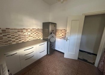 Quadrilocale Via delle Ginestre, Genova (zona Staglieno) - foto 8