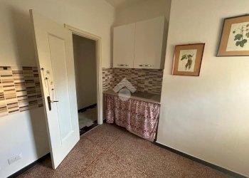 Quadrilocale Via delle Ginestre, Genova (zona Staglieno) - foto 9