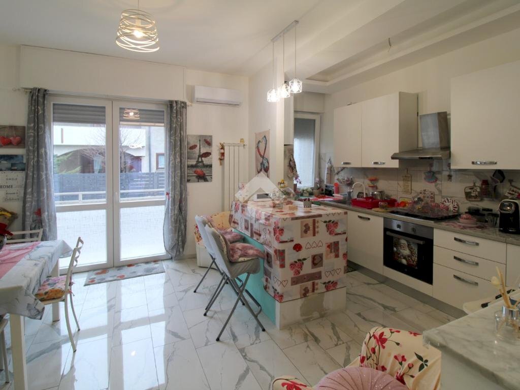 Trilocale Via Tito Speri, Pogliano Milanese - foto 1