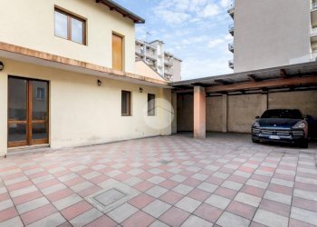 Villa Via Cividale, Baranzate - foto 4
