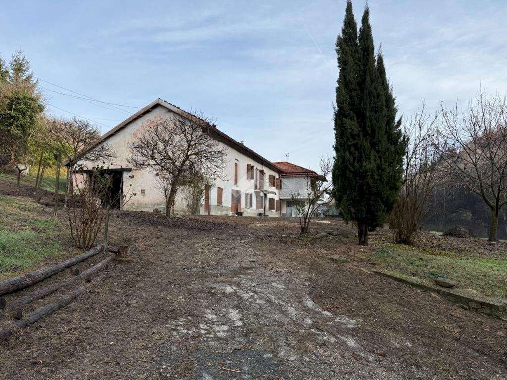 Casa indipendente Regione Rocchea, Canelli - foto 2