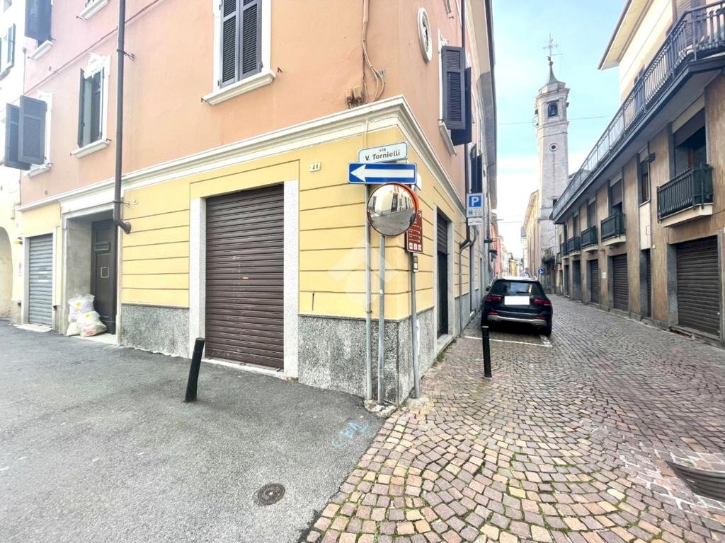 Bilocale Via S. Giovanni, Borgomanero - foto 1