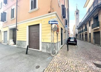 Bilocale Via S. Giovanni, Borgomanero - foto 1