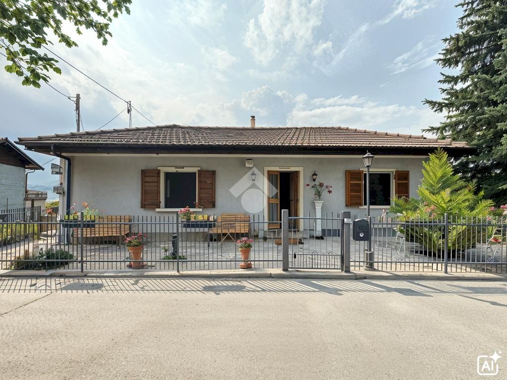 Casa indipendente Via azzario, Villar Perosa - foto 1