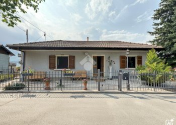 Independent house Via azzario, Villar Perosa - photo 1