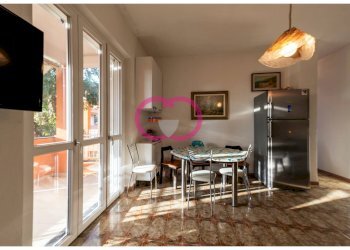 Foto 1 - Trilocale Via delle Ginestre
 
1, Varazze - foto 1