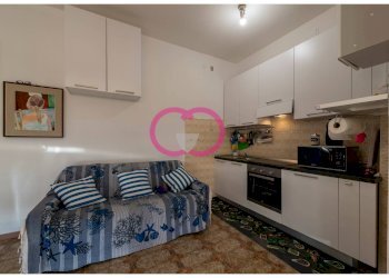 Foto 6 - Trilocale Via delle Ginestre
 
1, Varazze - foto 6