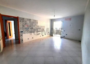 Stanza vuota - Bilocale Via I Traversa Castagna
 
5, Casoria - foto 5