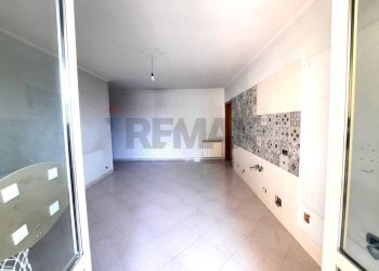 Stanza vuota - Bilocale Via I Traversa Castagna
 
5, Casoria - foto 9