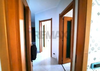 Hall / corridoio - Bilocale Via I Traversa Castagna
 
5, Casoria - foto 10