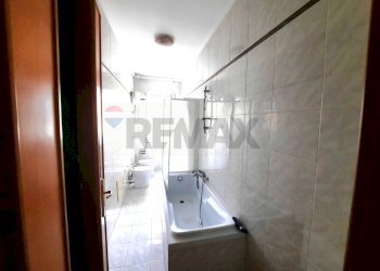 Bagno - Bilocale Via I Traversa Castagna
 
5, Casoria - foto 11