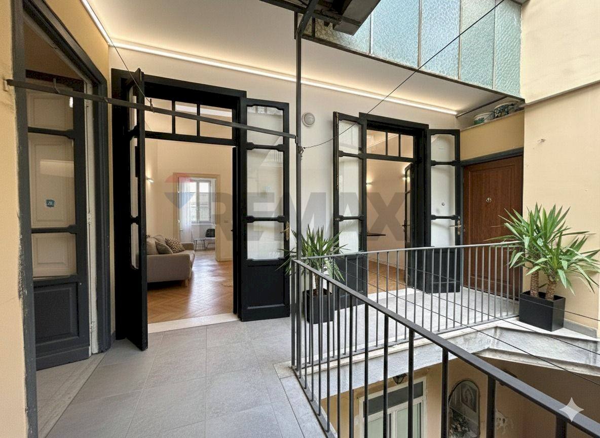 Ricezione / Lobby - Quadrilocale Corso Enrico de Nicola
 
60, Afragola - foto 1