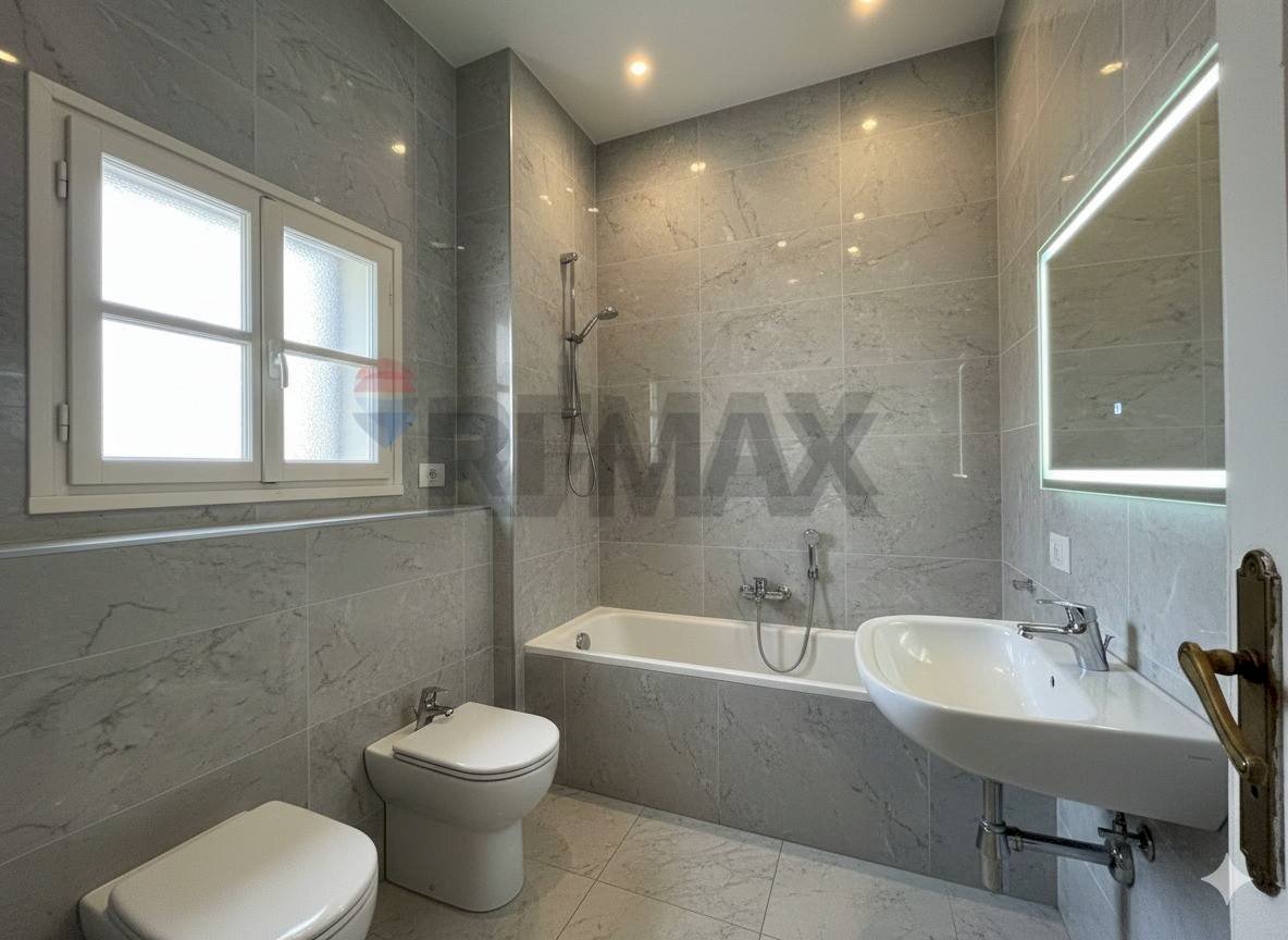 Bagno - Quadrilocale Corso Enrico de Nicola
 
60, Afragola - foto 3