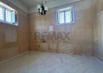 Stanza vuota - Quadrilocale Corso Enrico de Nicola
 
60, Afragola - foto 15