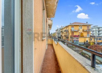 Balcone - Bilocale via Meda
 
10/b, Nerviano - foto 8