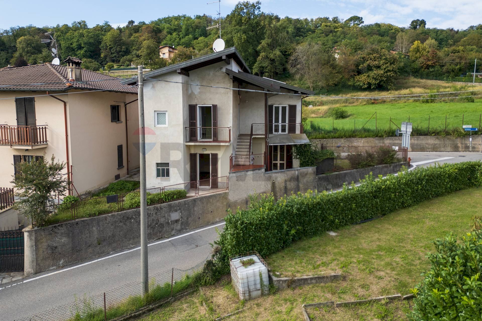 Casa all\'aperto - Casa indipendente Brugnoni Francesco
 
1, Besozzo - foto 1