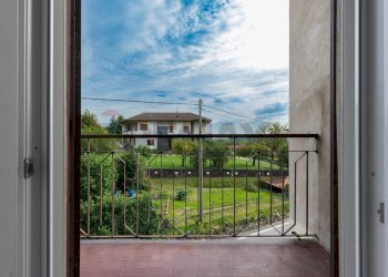 Balcone - Casa indipendente Brugnoni Francesco
 
1, Besozzo - foto 6