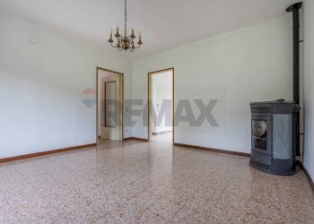 Stanza vuota - Casa indipendente Brugnoni Francesco
 
1, Besozzo - foto 18