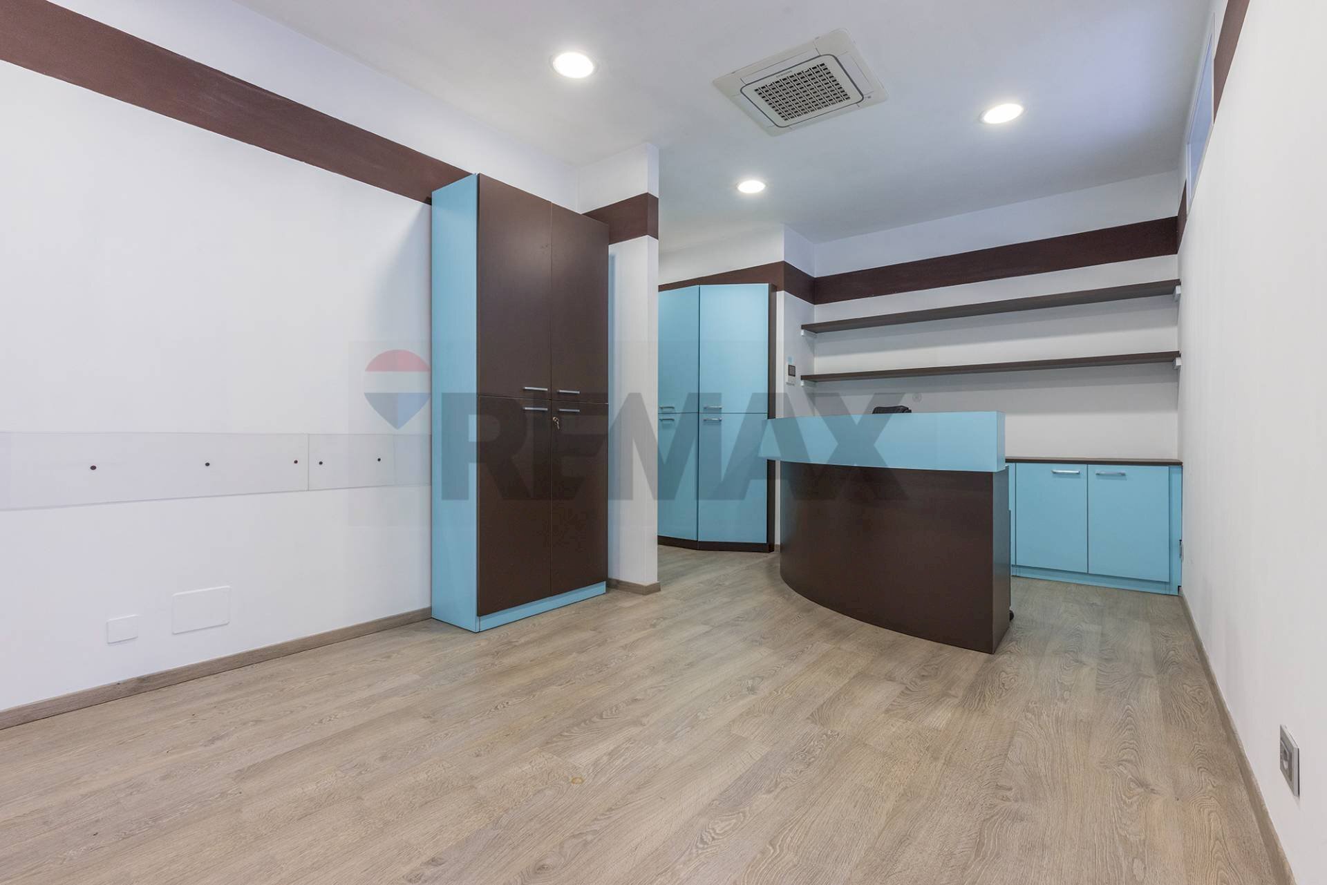 Stanza vuota - Ufficio via Puricelli
 
1, Gallarate - foto 1