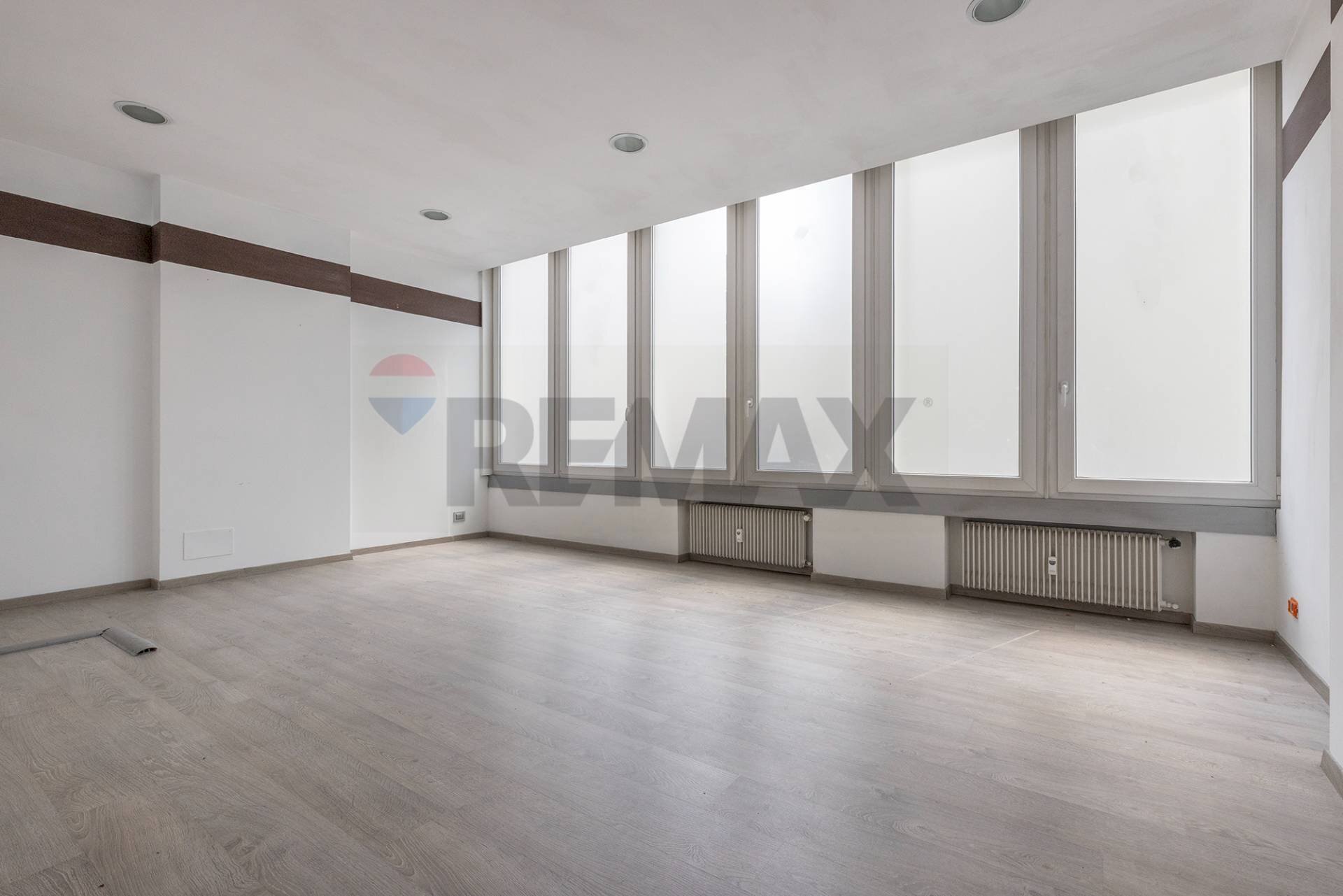 Stanza vuota - Ufficio via Puricelli
 
1, Gallarate - foto 2