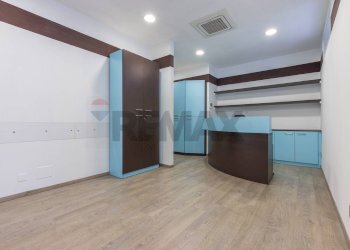 Stanza vuota - Ufficio via Puricelli
 
1, Gallarate - foto 1