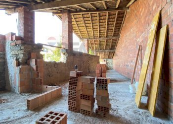 Scale - Rustico via Monte Rosa
 
12, Mornago - foto 9