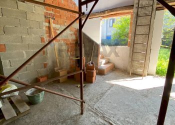 Scale - Rustico via Monte Rosa
 
12, Mornago - foto 10