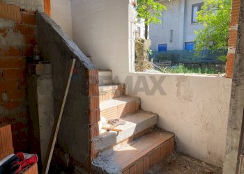 Scale - Rustico via Monte Rosa
 
12, Mornago - foto 13