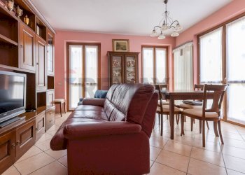 Sala da pranzo - Villa via Binda
 
19, Besozzo - foto 4