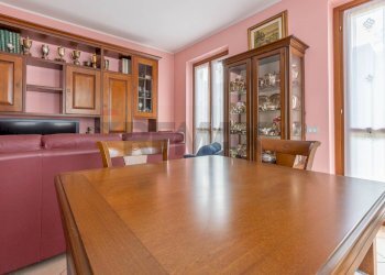 Sala da pranzo - Villa via Binda
 
19, Besozzo - foto 8