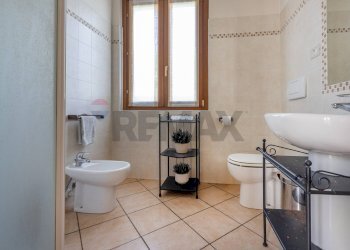 Bagno - Villa via Binda
 
19, Besozzo - foto 9